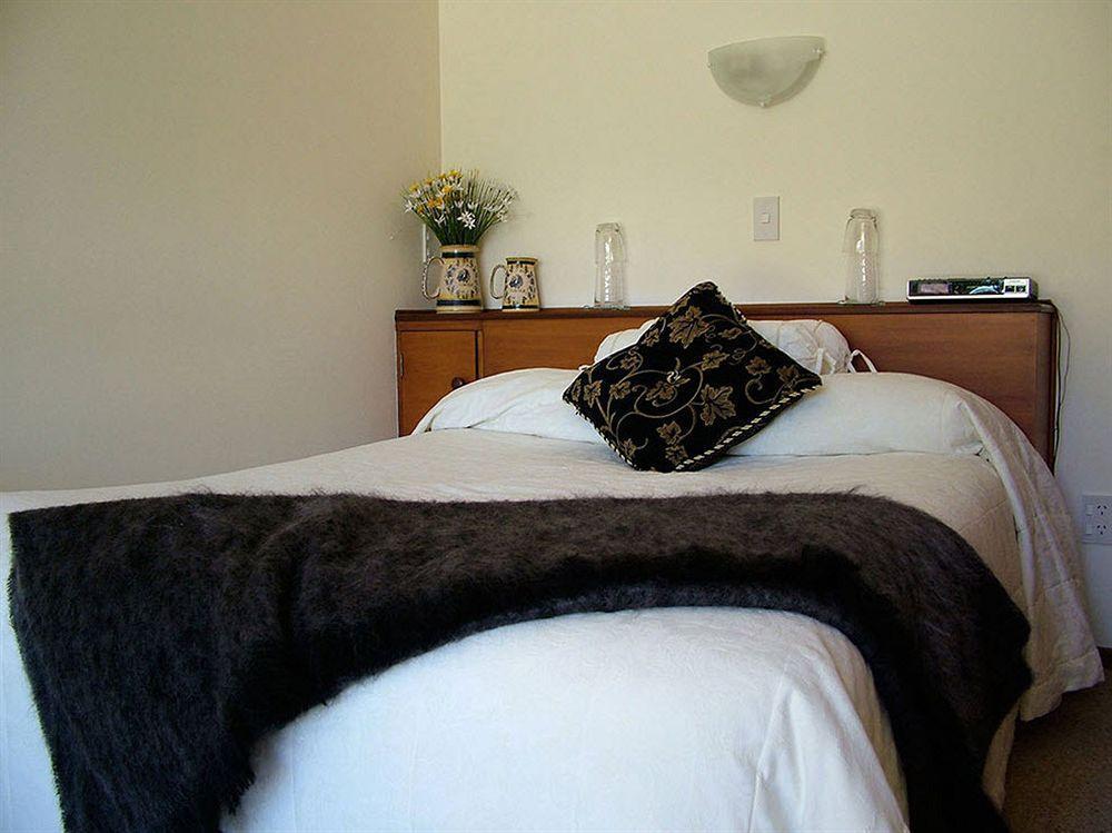 Avarest Bed & Breakfast Saint Arnaud Exterior photo